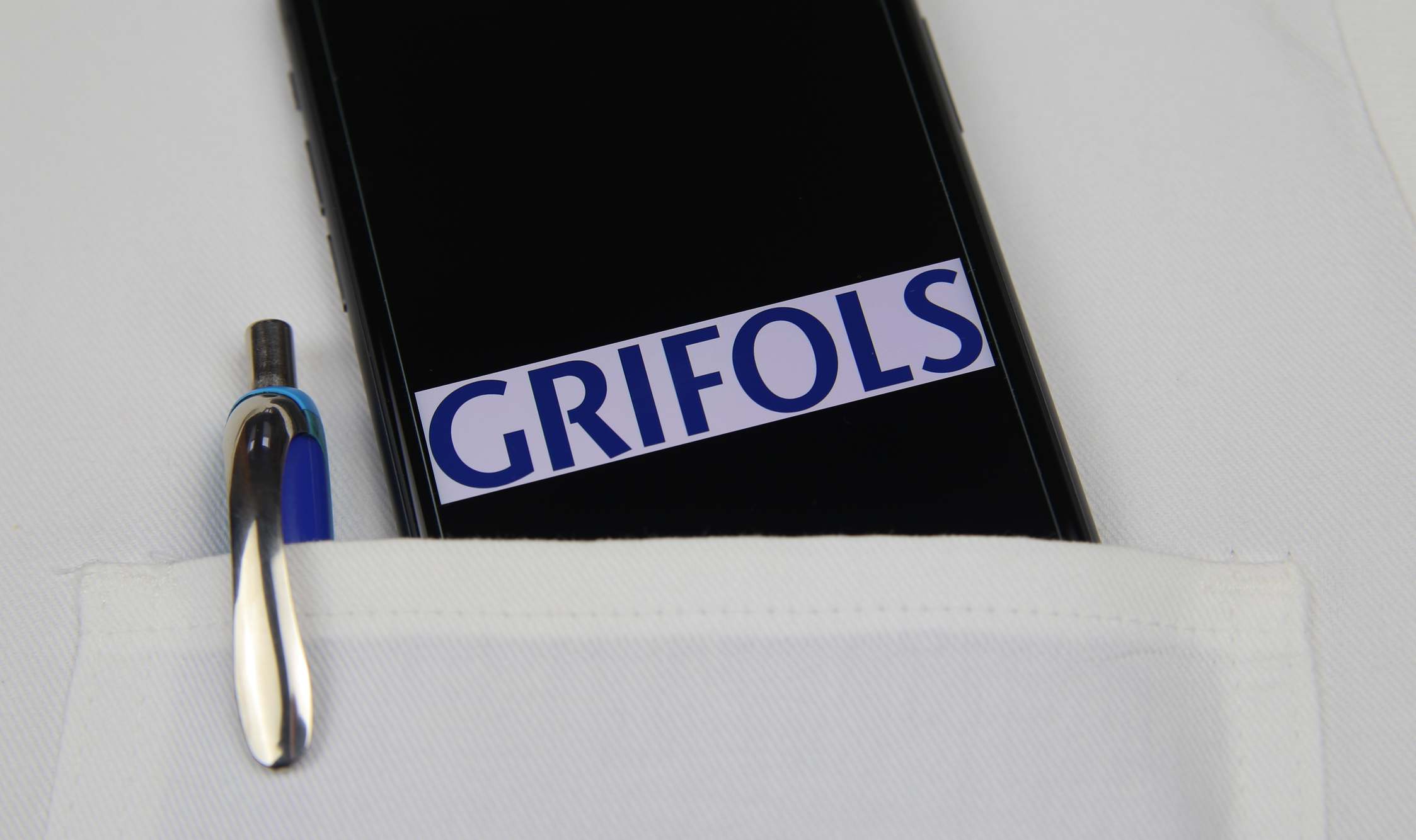 Grifols, bajo la lupa
