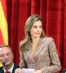 PremiosJaimeI2013Letizia225gl.jpg