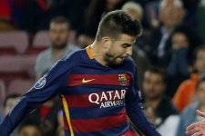Pique-Bayer-2015-reuters.jpg