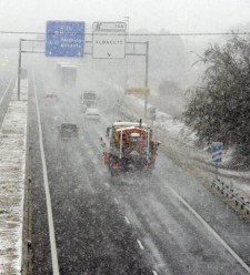 Albacete-nieve-carretera-2013-efe.jpg