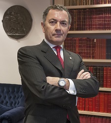 CamaraBilbaoJACorresDespacho225.jpg