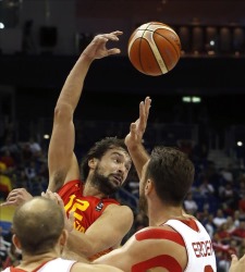 Llull-2015-Eurobasket-efe.jpg