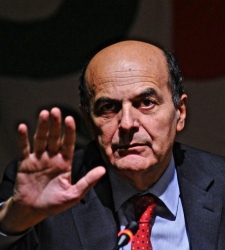 bersani-mano-efe.jpg