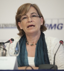 belen-romana-microfono.jpg