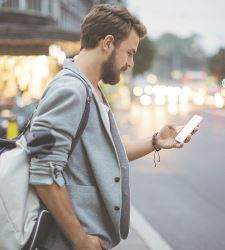 joven-movil-istock-225.jpg