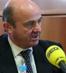 Guindos-cadenaSER-EFE-2014.jpg