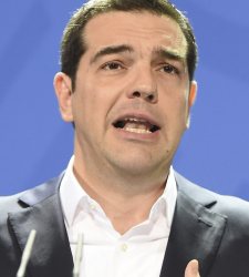 tsipras-alexis-mano-24marzo2015.jpg