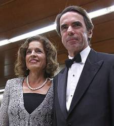 botella-aznar-efe.jpg