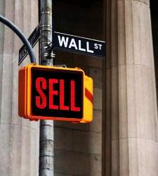 wall-street-sell-225.jpg
