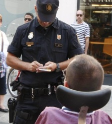 pablo-echenique-policia-twitter-podemos.jpg