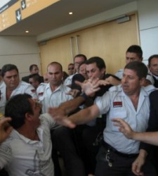 Bankiajunta2013altercado225gl.jpg