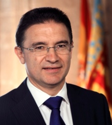 SerafinCastellano225.jpg