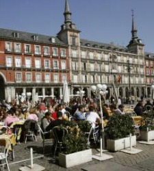 turistas_madrid.jpg