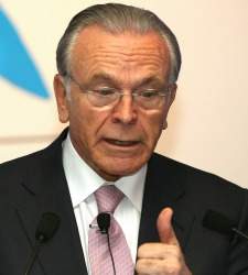 isidro-faine-dedo.jpg