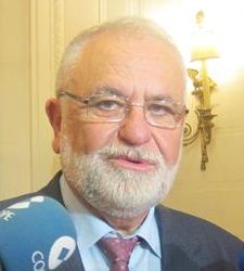 JuanCotinobarba225.jpg