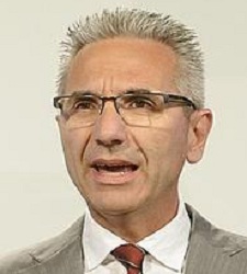 miguelangelvazquezint.jpg