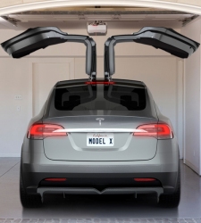 tesla_modelx_01.jpg