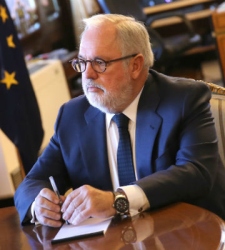 arias-canete-despacho.jpg