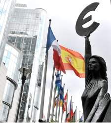 bruselas-banderas-225.jpg
