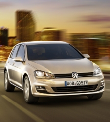 volkswagen_golf_2012.jpg