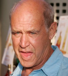 geoffry-lewis-reuters.jpg