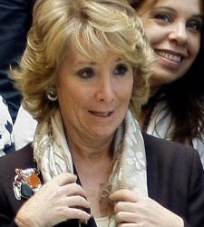 esperanza_aguirre_panuelo.jpg