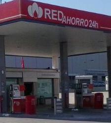 gasolinera_cepsa_bajo_coste_jose_tellez.JPG