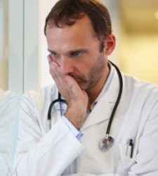 medico-pensativo.jpg