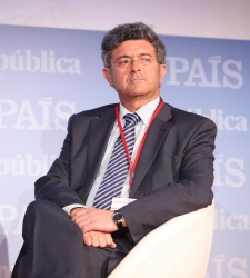 santiago-fernadez-valbuena.jpg