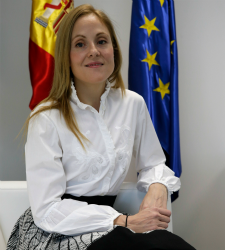 Emma-Navarro.png