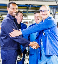 bmw_refugiados.jpg