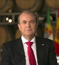 joseAntonioMonago-efe.jpg