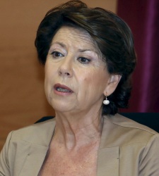 magdalena-alvarez-trajemarron.jpg