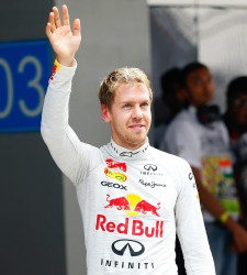 vettel-saluda-2013.jpg