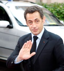 sarkozy_cumbreue.jpg