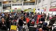 La industria de la aviación pide una regulación más severa para los drones tras el caos en Gatwick