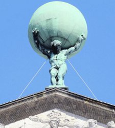 titan.jpg