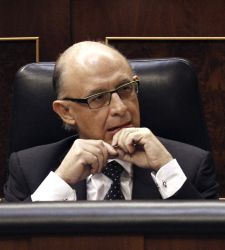 montoro-pensativo-25abril.jpg
