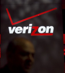 verizon225x250.JPG