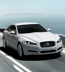 Un Jaguar XF con 13.000 euros de descuento