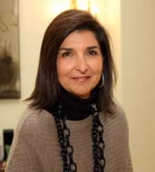 IsabelCosmeCecoval225gl.jpg