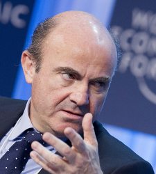 De-Guindos-Davos.jpg