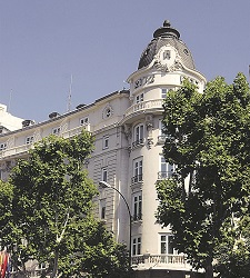 ritz-225-250.jpg