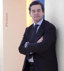 "Este año se llegará a los 800.000 <b>coches</b> vendidos"