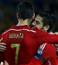 morata-isco-abrazo.jpg