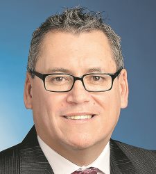 reader-gary-kpmg-225.jpg