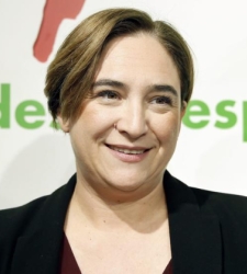 colau-ada-pelo-corto.jpg