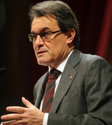 mas-parlament-efe-.jpg