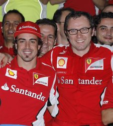 alonso-domenicali-victoria-malasia.jpg