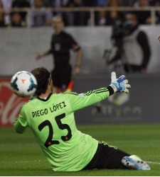 Diego-Lopez-gol-Bacca-2014-reuters.jpg